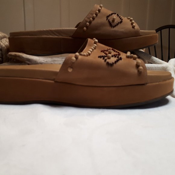 J. Jill | Suede Leather | Camel Colour | Beaded | Platform Wedge | Mule Sandals - Picture 3 of 9